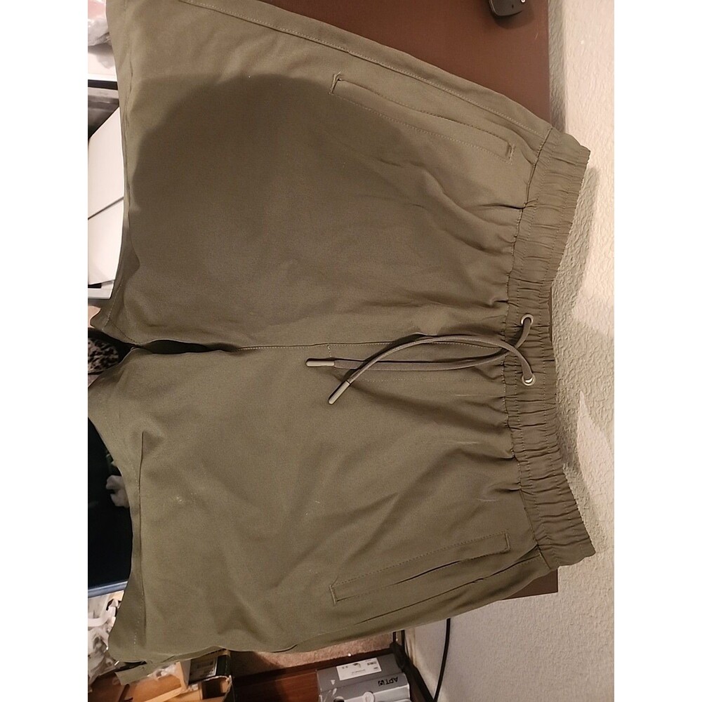 Forever 21 Mens Khaki Lightweight Shorts Size L Drawstring Casual Chino Summer